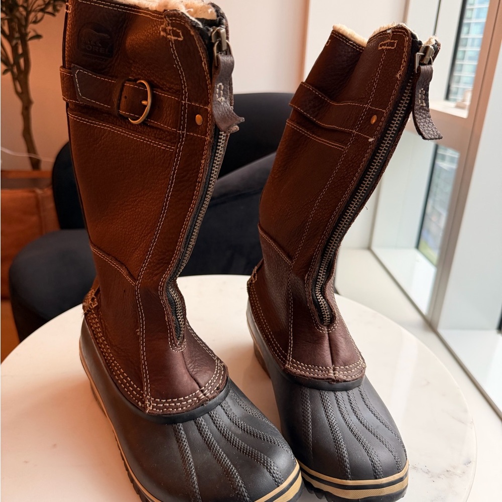 Sorel shearling waterproof Boots - winter fancy tall II boots - worn once